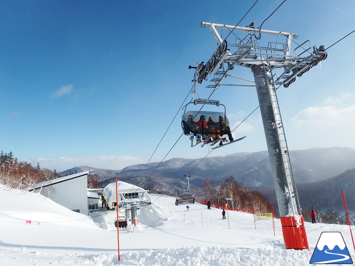 札幌国際スキー場 寒さにも負けず、大賑わい♪新設『エコークワッド』大活躍！